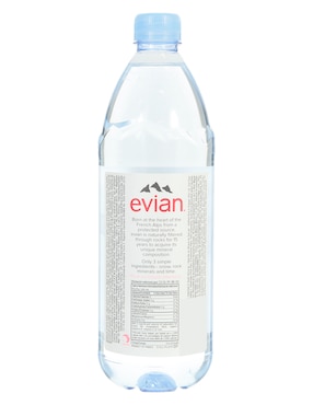 Agua natural Evian
