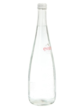 Agua natural Evian