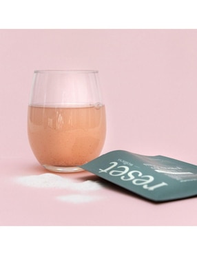 Myo Inositol Collagen + Reset Wellness con colágeno hidrolizado sabor limonada rosa de 15 sobres