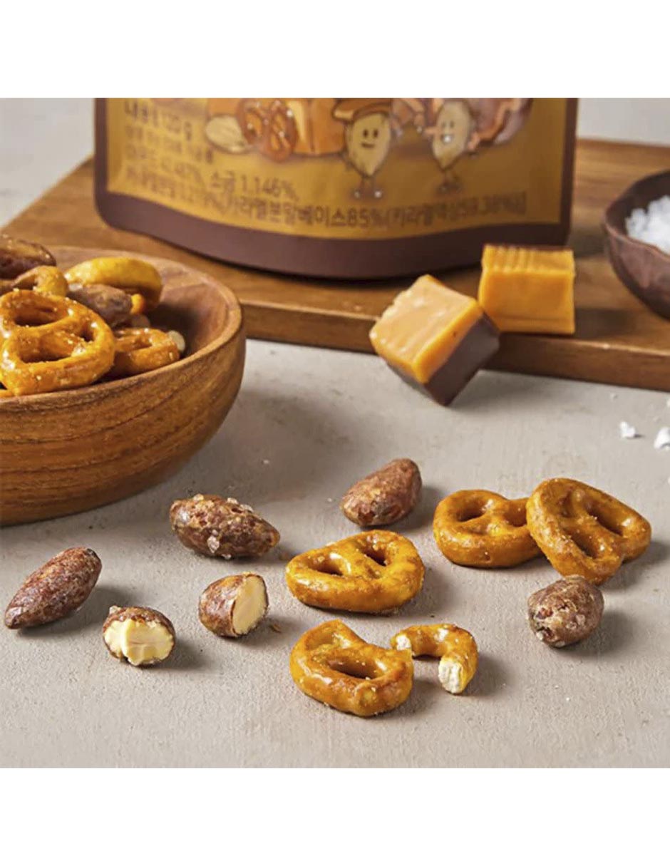Paquete de Snacks Almendras Caramelo y Pretzel 3
